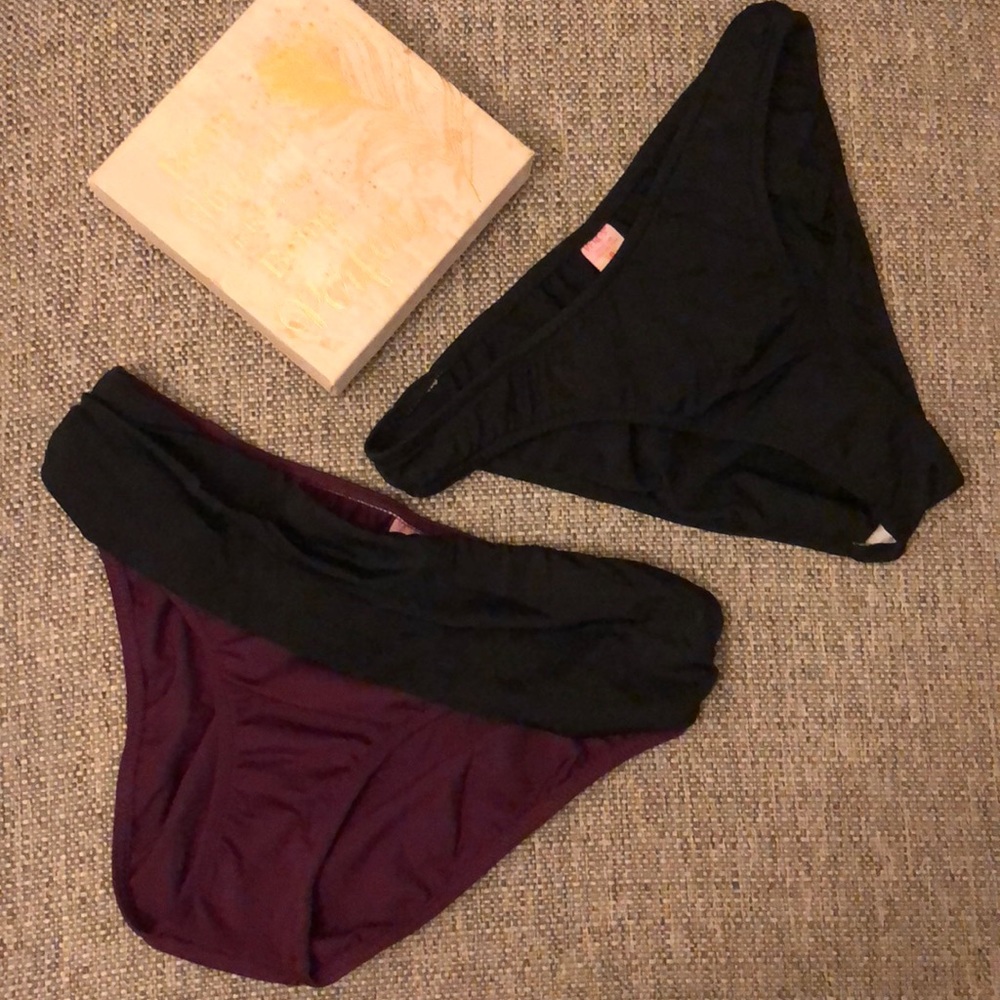Bundle of Venus bikini bottoms